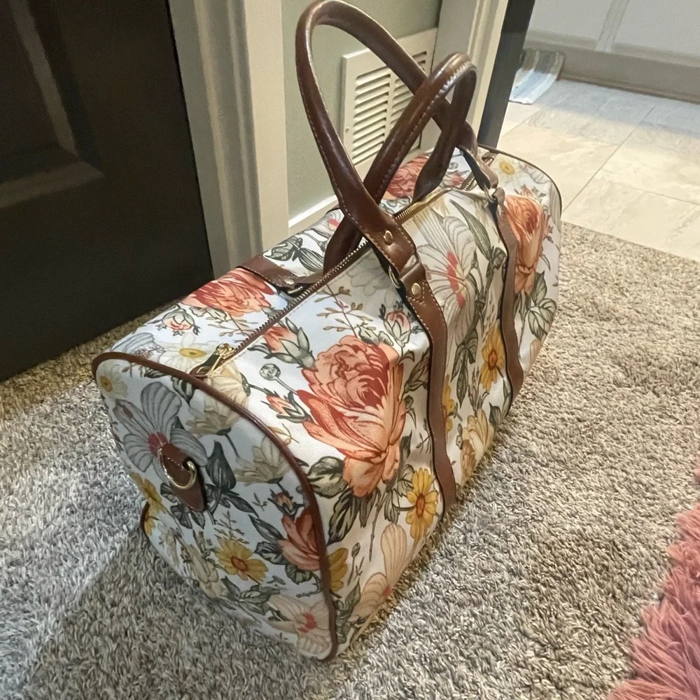 Caden Lane hospital overnight bag. Payton’s vintage floral.